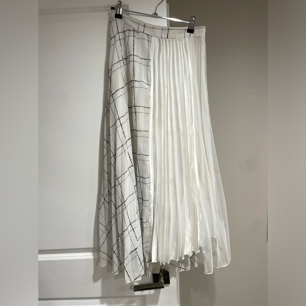 Elegant White Asymmetrical Maxi Pleated Skirt